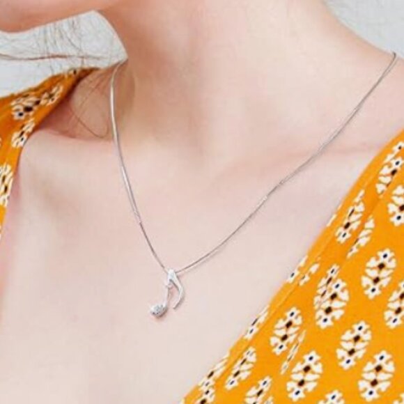 Music Note Necklace Sterling Silver CZ Sparkle BNIB - Picture 1 of 7
